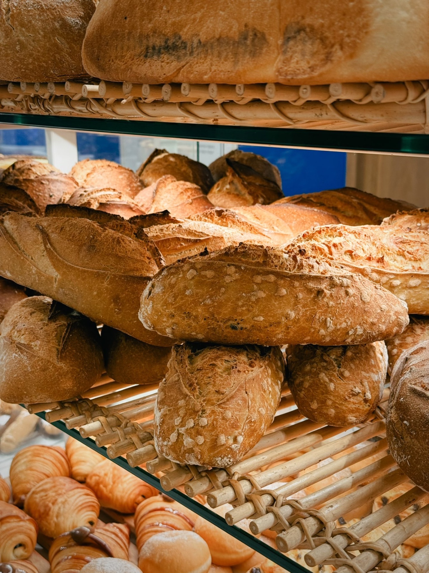 Vitrine de pains artisanaux Maison Vilain à Bihorel